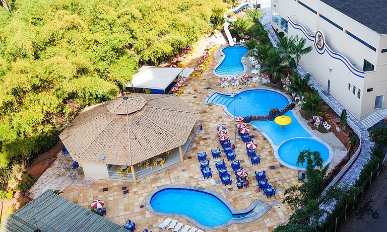 Flat de 2 qtos Golden Dolphin Roberto imoveis