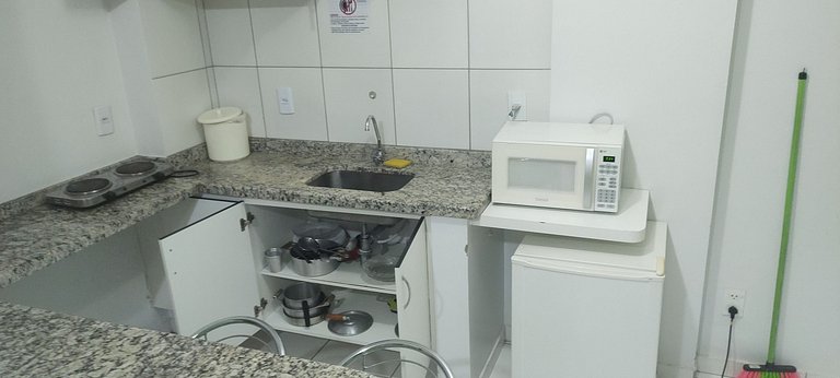 Flat de 2 qtos Golden Dolphin Roberto imoveis