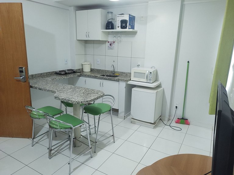 Flat de 2 qtos Golden Dolphin Roberto imoveis