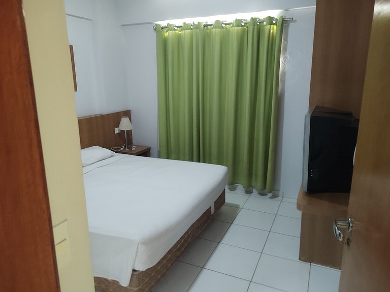 Flat de 2 qtos Golden Dolphin Roberto imoveis