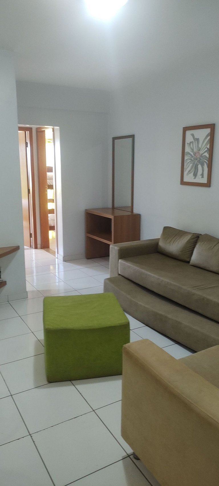 Flat de 2 qtos Golden Dolphin Roberto imoveis